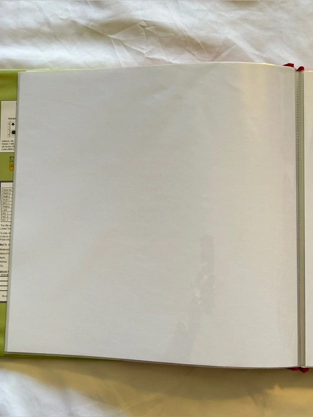 12 x 12 Deluxe Top Loading Red Scrapbook by Pioneer NEW